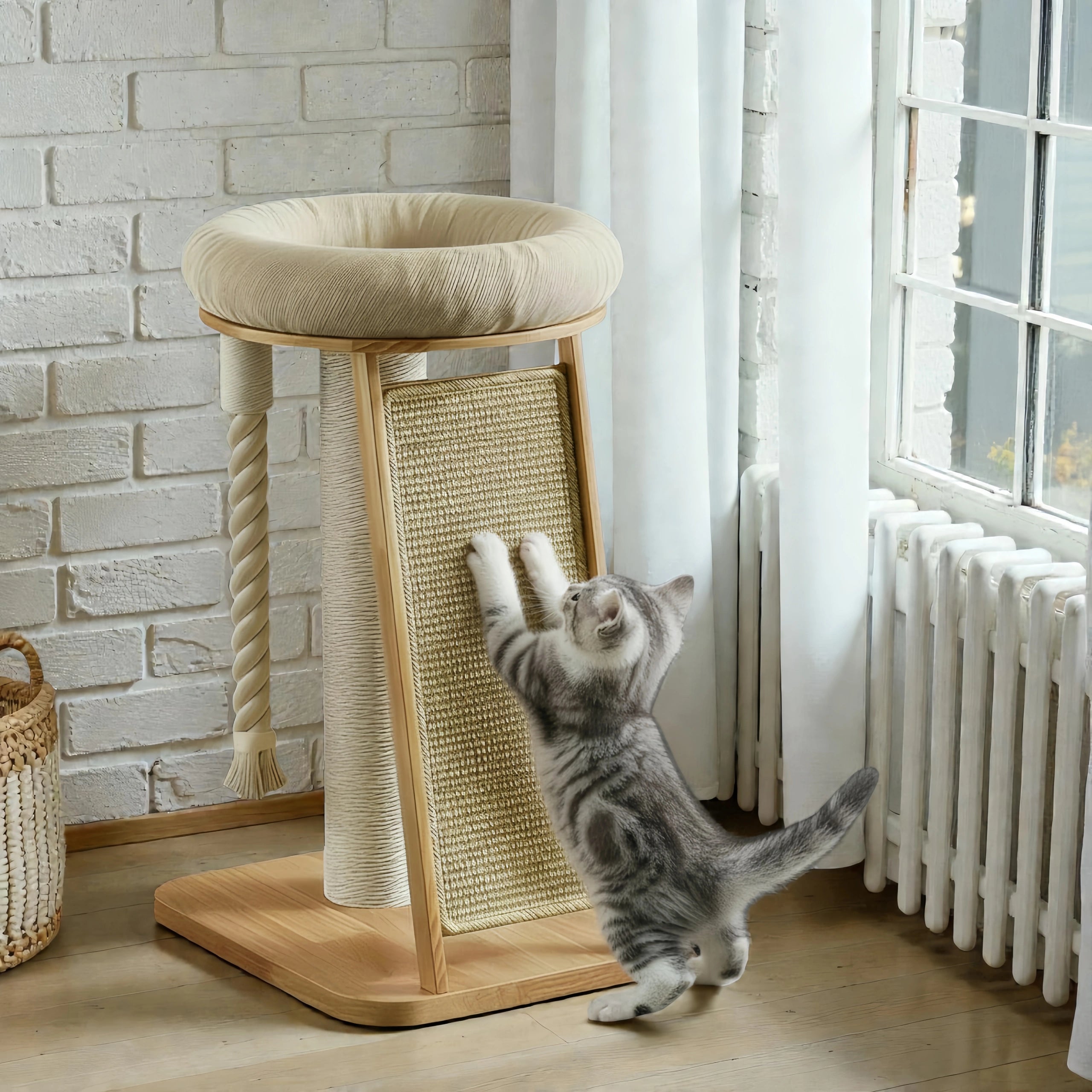 Zoiazoo Solid Wood Cat Tree – Space-Saving Small Cat Tower with Integrated Cat Bed, Scratching Board & Sisal Post